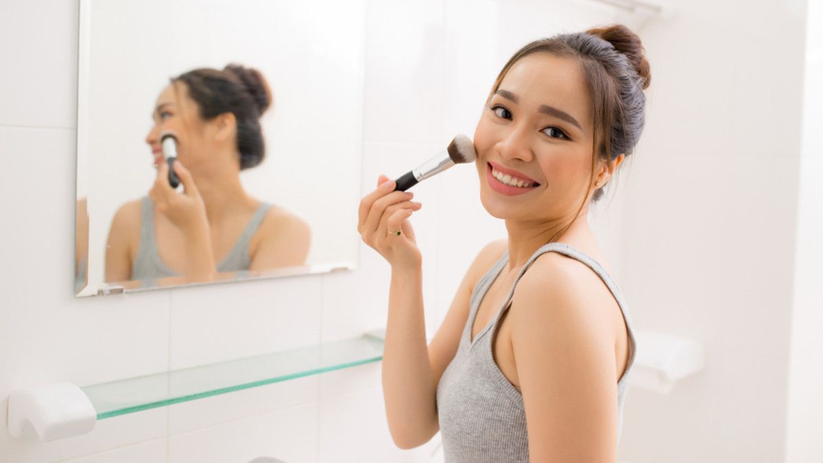 Bahaya Memakai Make Up saat Olahraga