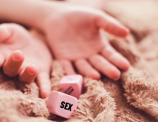 Tips Memilih Sex Toys dengan Aman
