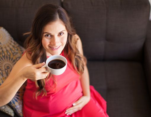 Batas Aman Minum Kopi untuk Ibu Hamil