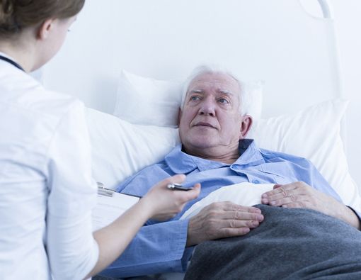 Kenali Gejala dan Penyebab Malnutrisi pada Lansia