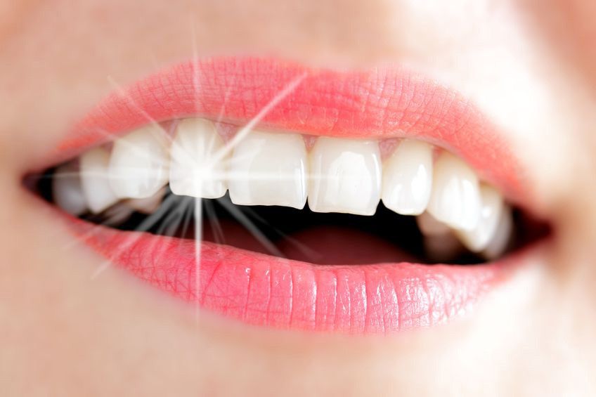 3 Tindakan yang Bikin Gigi Makin Sensitif