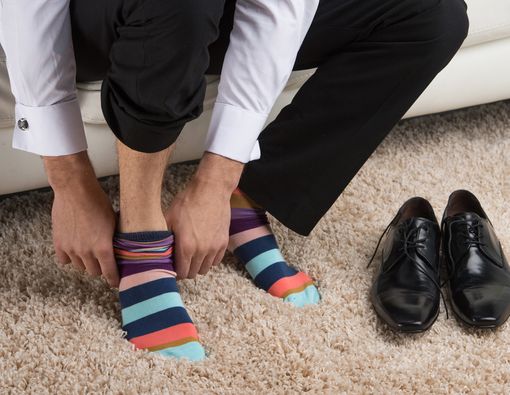 Efektifkah Pakai Kaus Kaki untuk Hilangkan Bau Kaki?