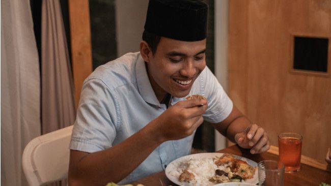5 Tips Puasa Ramadan Tetap Aman untuk Penderita Diabetes