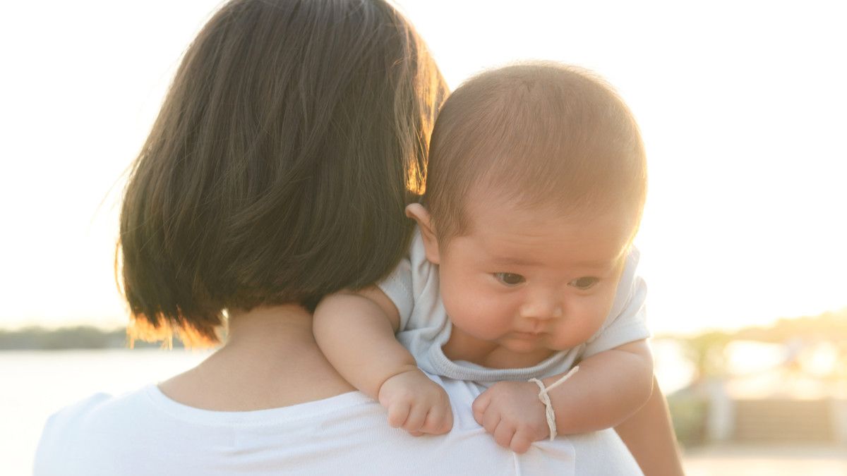 Manfaat Sehat Menjemur Bayi di Pagi Hari
