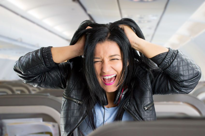 Cara Mengatasi Fobia Naik Pesawat