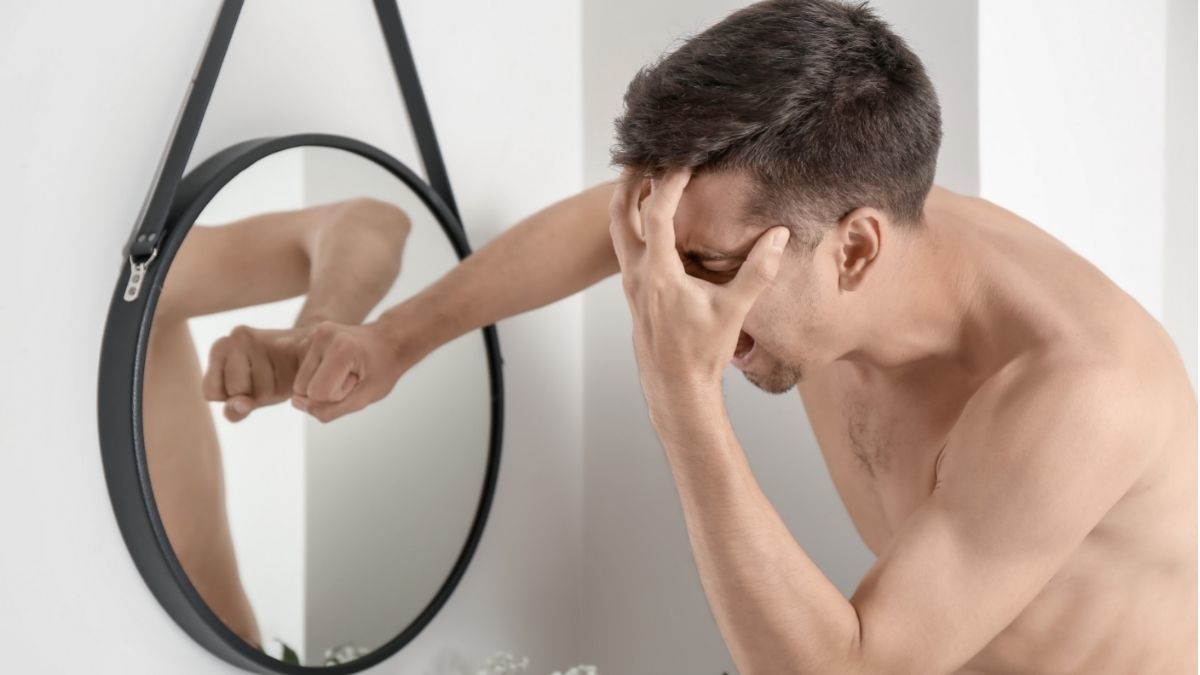 Takut Melihat Cermin? Waspada Mengidap Catoptrophobia