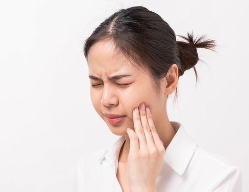 Sakit Gigi Terasa Nyut-nyutan? Coba 6 Cara Mudah Ini!