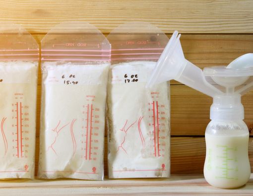 Orang Dewasa Minum ASI, Adakah Manfaatnya?