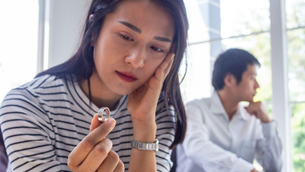 Renungkan Dampak Buruk Berselingkuh