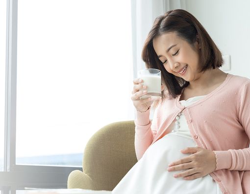 Manfaat Nutrisi Lengkap Susu Ibu Hamil untuk Cegah Stunting