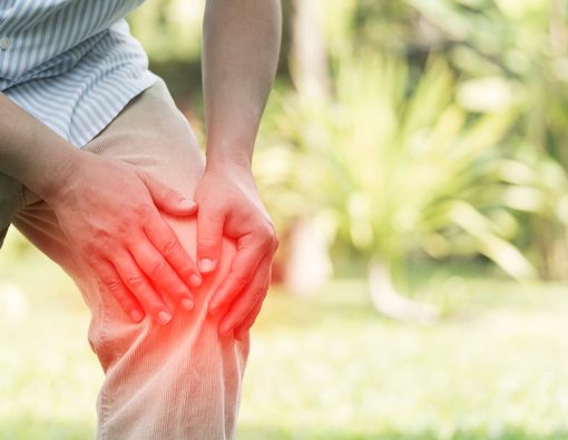 Penderita Rematik Boleh Dipijat? Ketahui Teknik Pijat yang Direkomendasikan