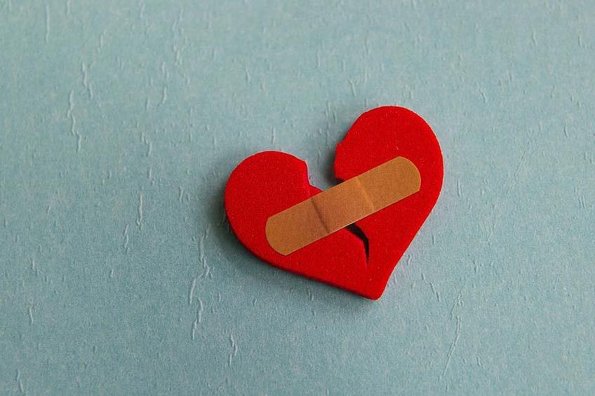 4 Cara untuk Tetap Bahagia Meski Baru Putus Cinta