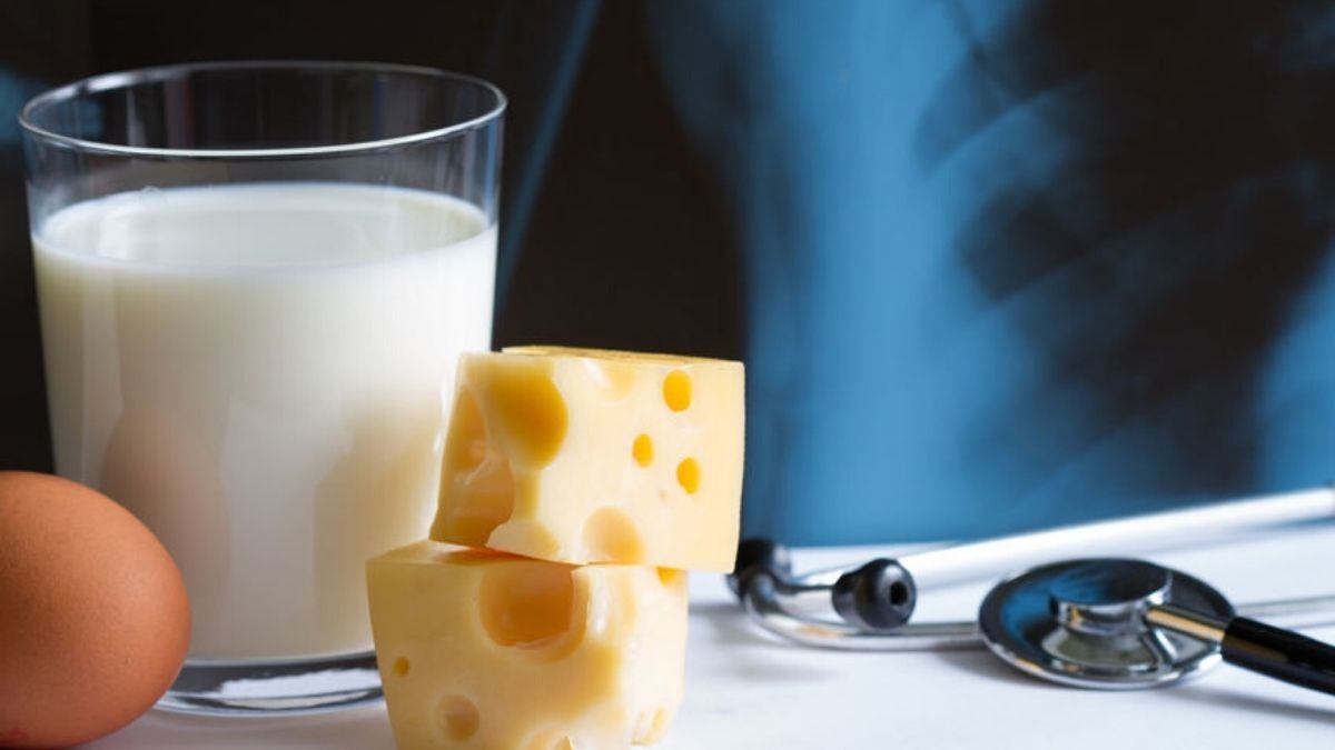Konsumsi Susu Bisa Lawan Osteoporosis, Mitos atau Fakta?