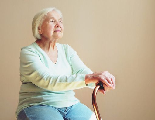 Jangan Sepelekan Alzheimer, Kenali 5 Gejalanya!