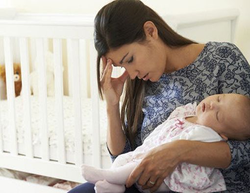 2 Penyebab Sakit Kepala Setelah Melahirkan