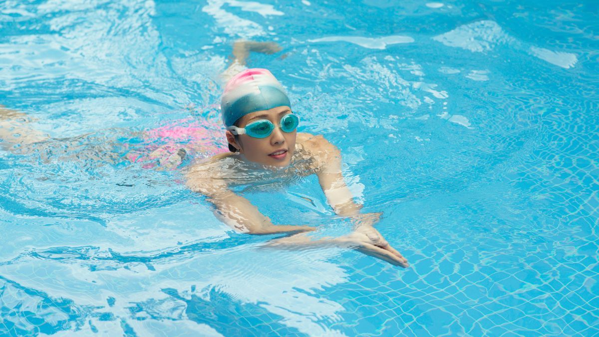 10 Manfaat Berenang untuk Kesehatan Tubuh