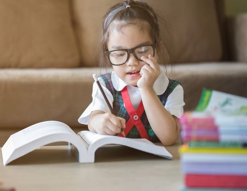 Mengatasi si Kecil yang Sulit Fokus Belajar di Sekolah