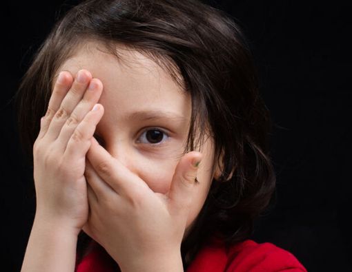 Dampak Anak Melihat Orang Tua Berhubungan Seks dan Cara Meresponsnya