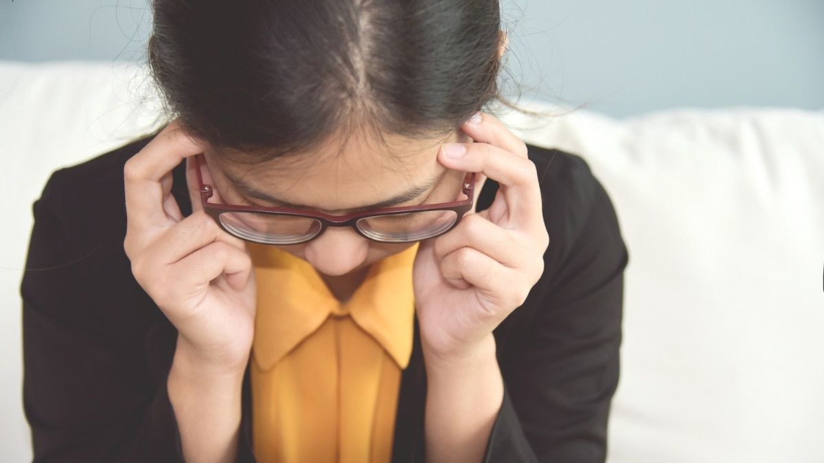 Mengapa Sakit Kepala Saat Menunduk?