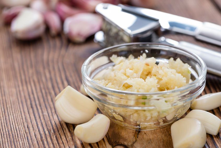 Jangan Langsung Memasak Bawang Putih Setelah Digerus
