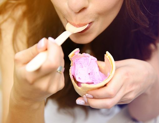 Awas, Es Krim Bisa Akibatkan Kolesterol Tinggi!