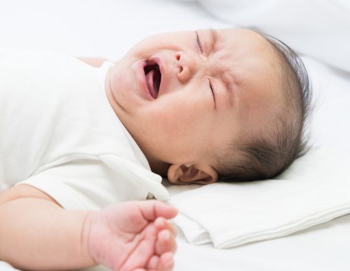 7 Ciri Hernia pada Bayi yang Harus Diwaspadai