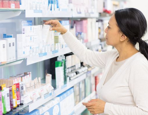 Cara Memilih Pembersih Wajah yang Tepat