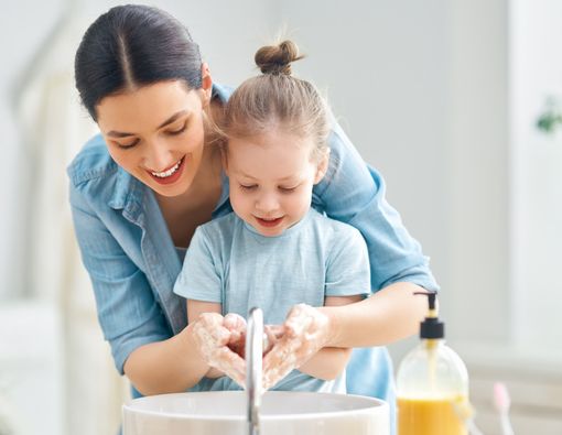 Cuci Tangan, Cara Paling Ampuh dan Mudah Perangi COVID-19