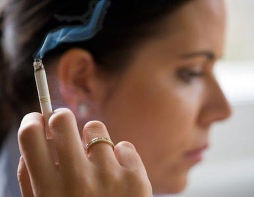 Merokok Mengurangi Tingkat Kesuburan pada Wanita