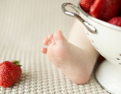 Manfaat Strawberry untuk MPASI Bayi