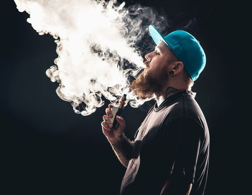 Kenali Bahaya Vape yang Mengandung Ekstasi bagi Kesehatan