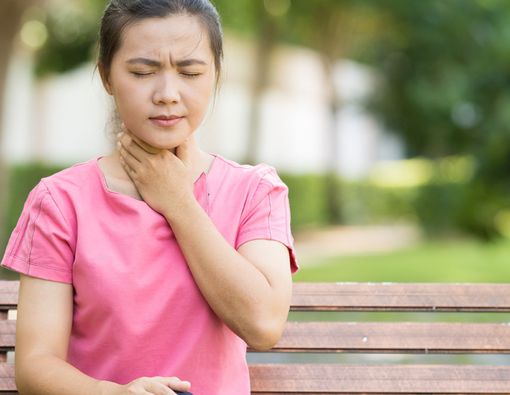 Ingin Buang Dahak di Tempat Umum, Ini Tipsnya