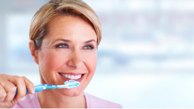 Turunkan Risiko Alzheimer dengan Rajin Gosok Gigi