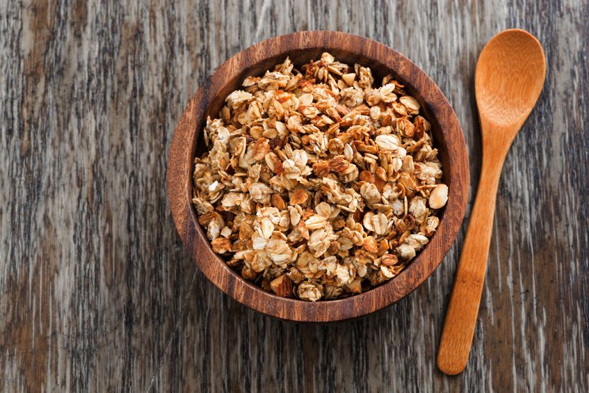 Benarkah Makan Granola Itu Menyehatkan? (Yulia Davidovich/123rf)