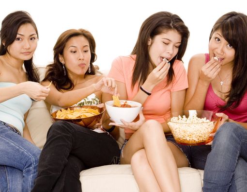 Kebanyakan Makan Jajanan Bermicin, Apakah Berbahaya?