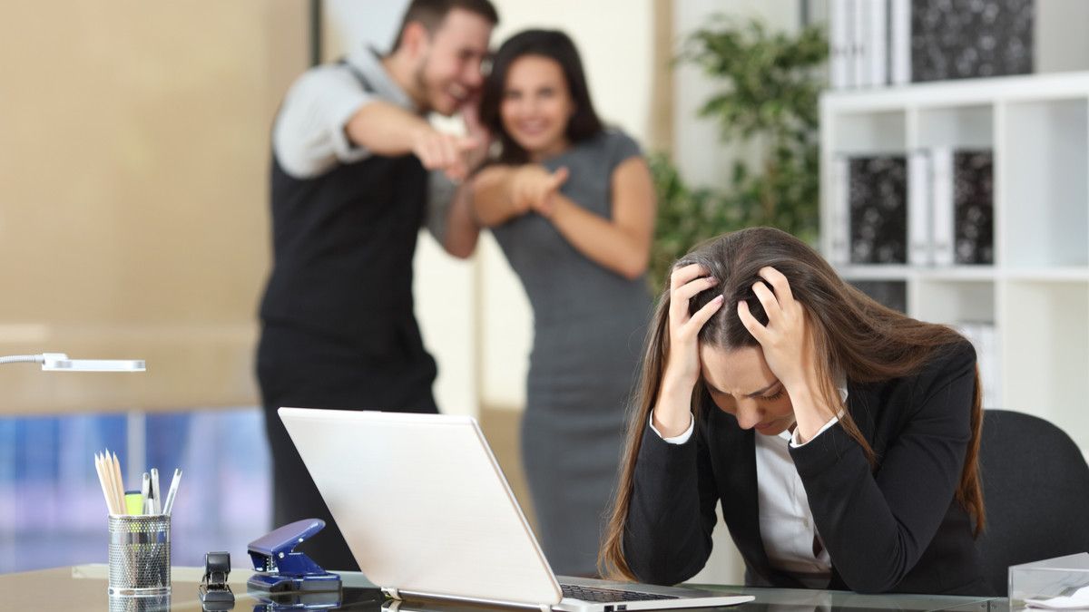 Bullying di Tempat Kerja Akibatkan Hal Ini pada Korban