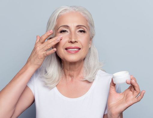 Masih Berpengaruhkah Produk Anti-Aging Atasi Kulit Keriput Lansia?