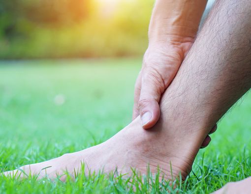 Sering Kram Kesemutan? Ini Cara Tepat Mengatasinya