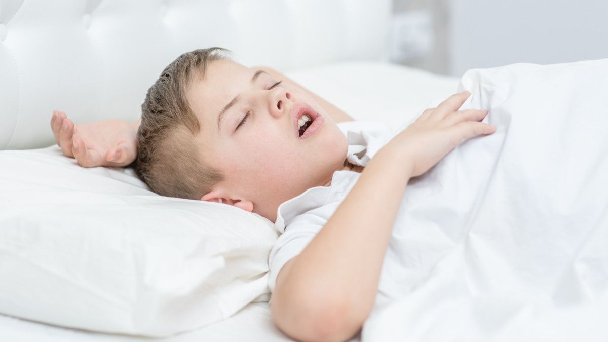 Anak Tidur Ngorok, Perlukah Waspada?
