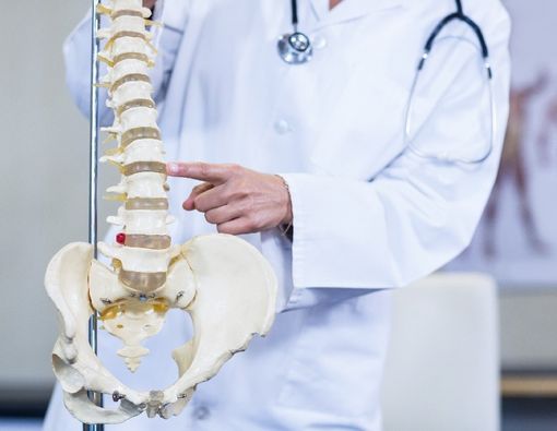 Mengenal Prosedur Operasi Tulang Belakang