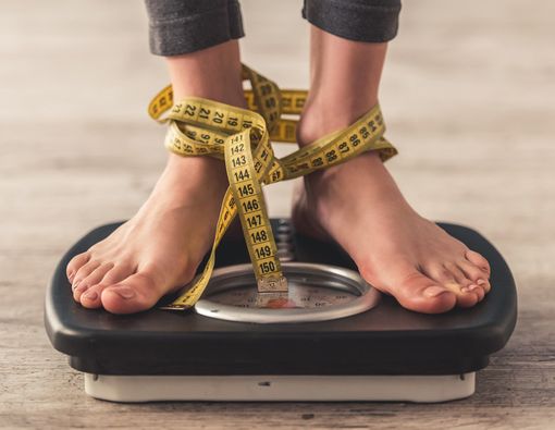 Benarkah Vitamin D Bisa Bantu Menurunkan Berat Badan?