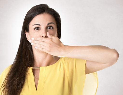 Inilah Penyebab Bau Mulut Saat Bangun di Pagi Hari