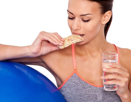 Makanan dan Minuman yang Perlu Dikonsumsi Usai Olahraga