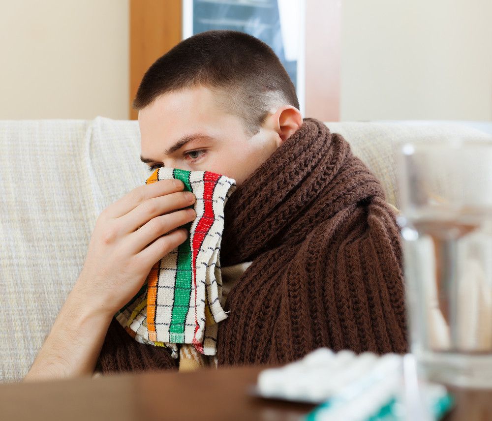 5 Tips Sehat Mencegah Flu Setelah Begadang Nonton Bola