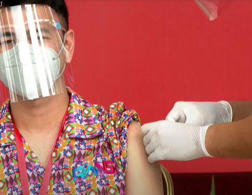 Figur Publik Divaksin COVID-19, Ini Dampak Psikis ke Masyarakat