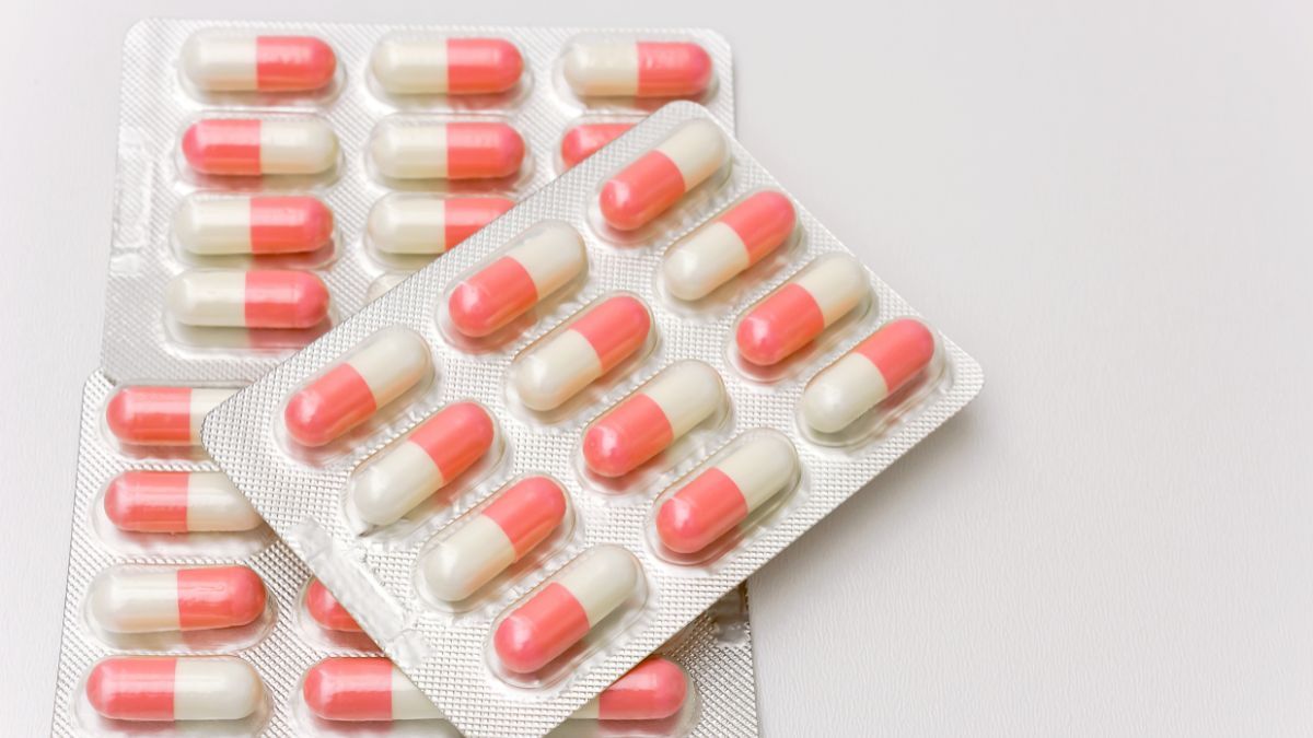  Antibiotik untuk Keputihan: Manfaat dan Contoh Jenis Obatnya