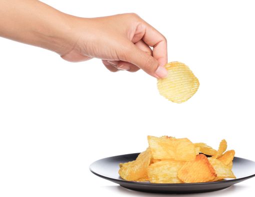 Sering Konsumsi Jajanan Micin Sebabkan Kanker Otak, Benarkah?