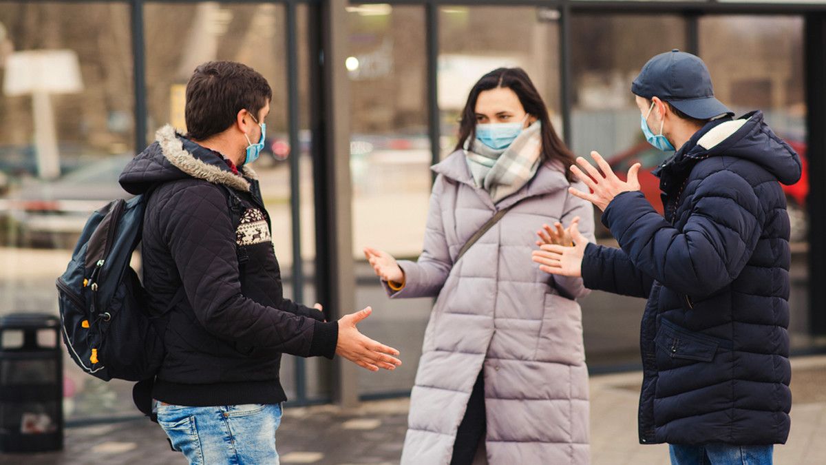 Tips Kurangi Waktu Berkumpul dengan Teman saat New Normal - KlikDokter