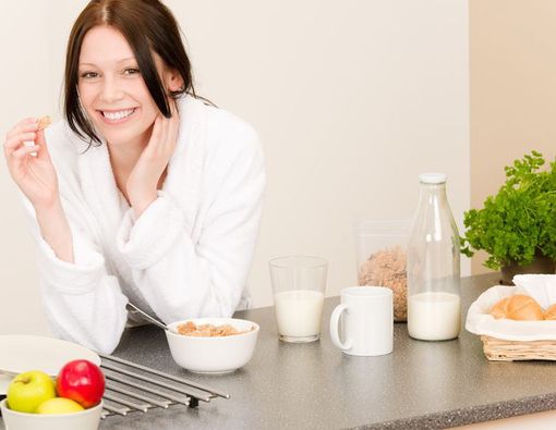 Mandi Setelah Makan Membahayakan Kesehatan?