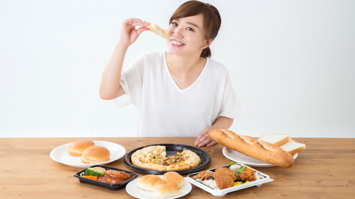 Mengenal Ciri dan Cara Mengatasi Emotional Eating